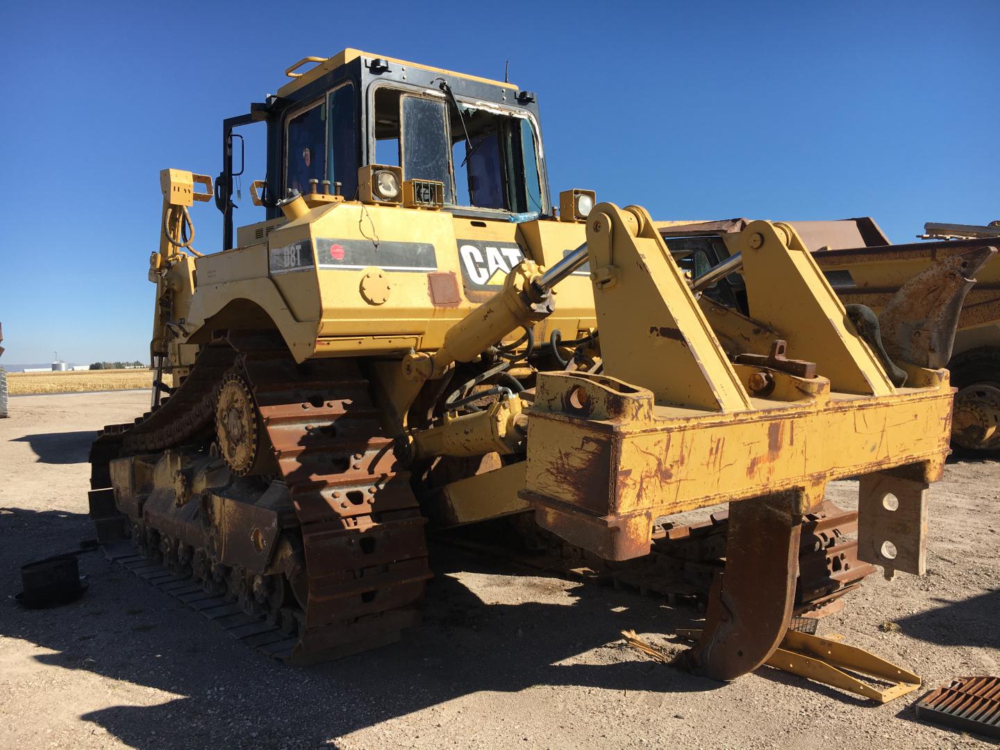 TOPADOR FRONTAL CATERPILLAR D8T